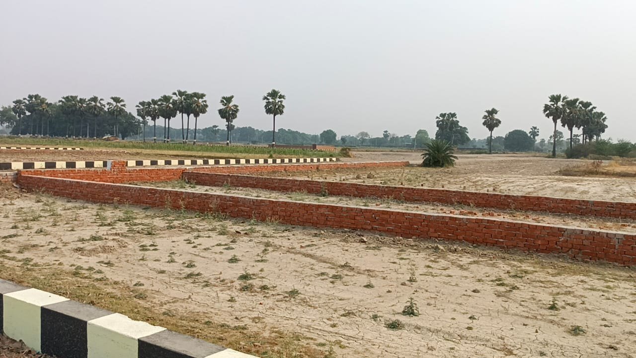 East Facing / Vastu Approved Plot