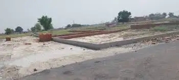 Buy plots on jehta mall road near charak hospital - Plot for Sale on Amar Shaheed Path, Lucknow