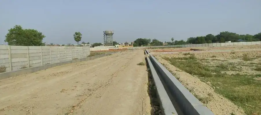Plot on Outer Ring Road With Easy EMI Option